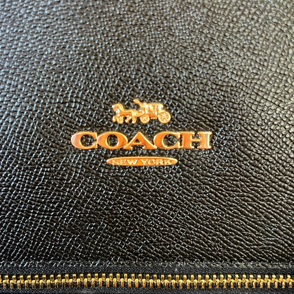 New with tags Coach Gallery tote Midnight Black  cross grain leather Bag - Picture 8 of 11